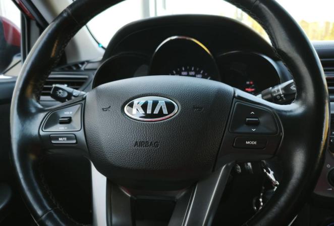 Kia Rio III с пробегом 2014 года, цена 969 000 рублей, 69800 км, седан, Автокод Объявления