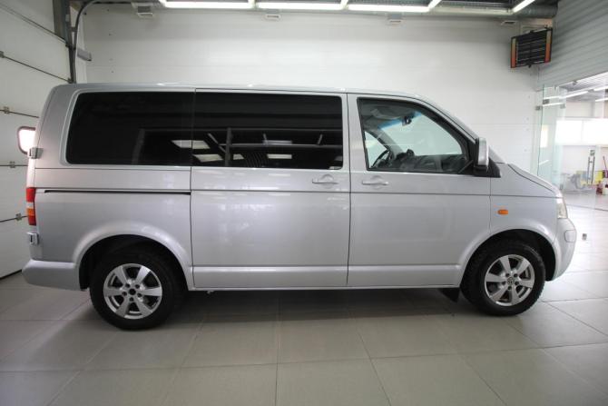 Volkswagen Caravelle T5 с пробегом 2006 года, цена 1 280 000 рублей, 371000 км, минивэн, Автокод Объявления