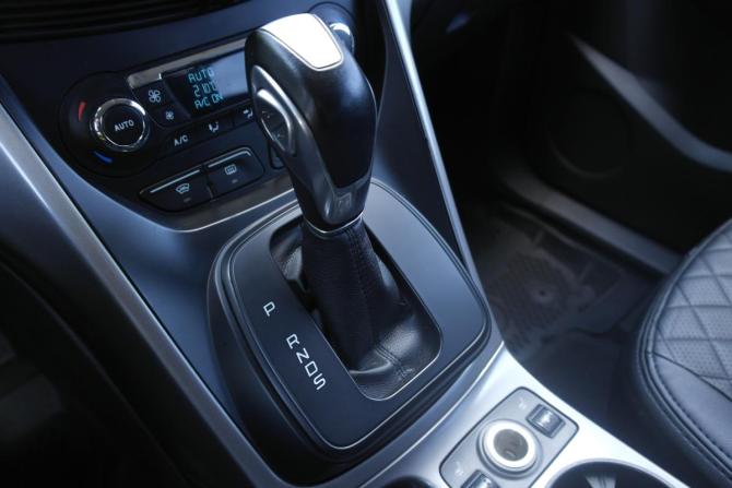Ford Kuga II с пробегом 2014 года, цена 1 349 000 рублей, 146000 км, внедорожник, Автокод Объявления