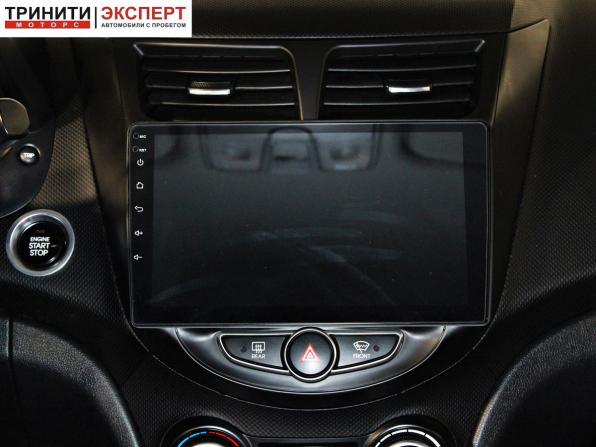 Hyundai Solaris I Рестайлинг с пробегом 2015 года, цена 1 067 000 рублей, 104921 км, седан, Автокод Объявления