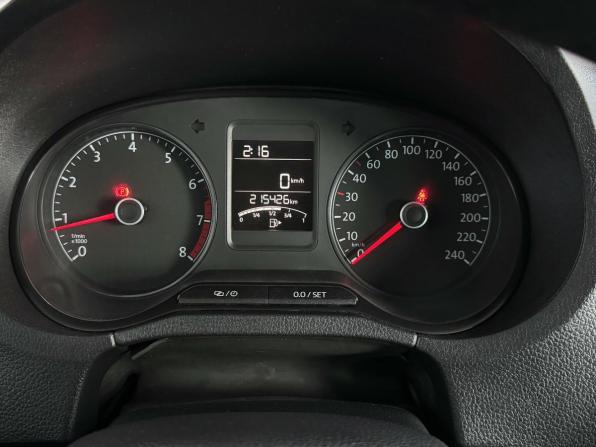 Volkswagen Polo V Рестайлинг с пробегом 2018 года, цена 1 105 000 рублей, 215425 км, седан, Автокод Объявления