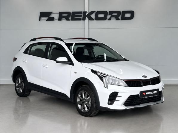 Kia Rio IV Рестайлинг с пробегом 2021 года, цена 1 549 000 рублей, 137000 км, хэтчбек, Автокод Объявления