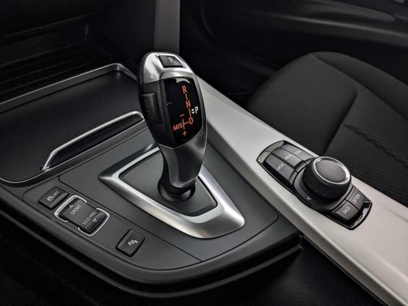 BMW 3 серии VI (F3x) Рестайлинг с пробегом 2018 года, цена 2 250 000 рублей, 79545 км, седан, Автокод Объявления