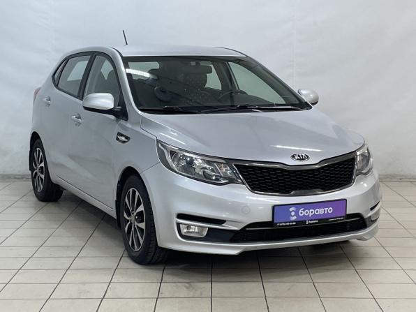 Kia Rio III Рестайлинг с пробегом 2016 года, цена 899 000 рублей, 119683 км, хэтчбек, Автокод Объявления