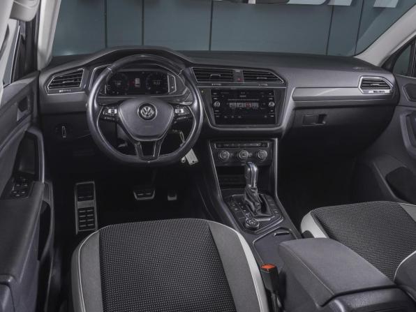 Volkswagen Tiguan II с пробегом 2018 года, цена 2 890 000 рублей, 98474 км, внедорожник, Автокод Объявления
