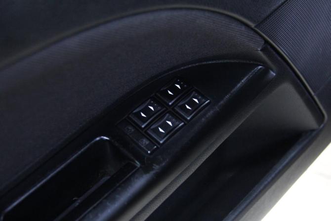 Ford Mondeo III Рестайлинг с пробегом 2005 года, цена 287 000 рублей, 356597 км, седан, Автокод Объявления
