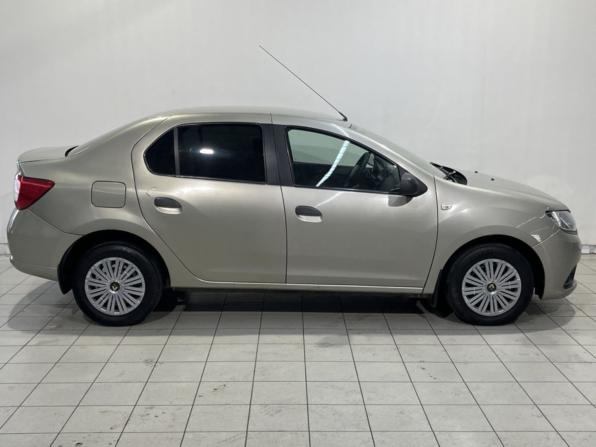 Renault Logan II с пробегом 2015 года, цена 645 000 рублей, 173854 км, седан, Автокод Объявления