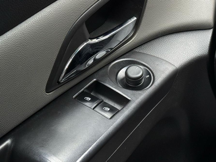 Chevrolet Cruze I Ижевск  - изображение 21