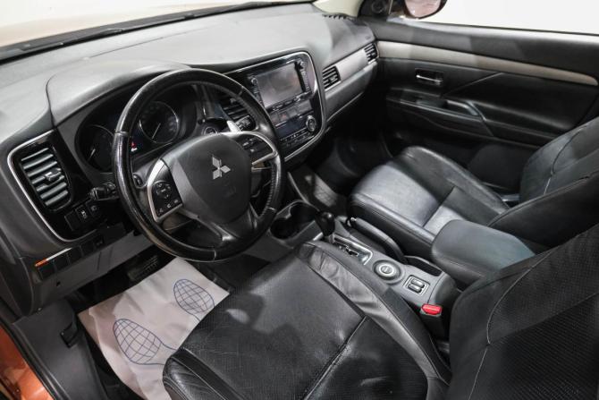 Mitsubishi Outlander III с пробегом 2012 года, цена 1 649 000 рублей, 221000 км, внедорожник, Автокод Объявления