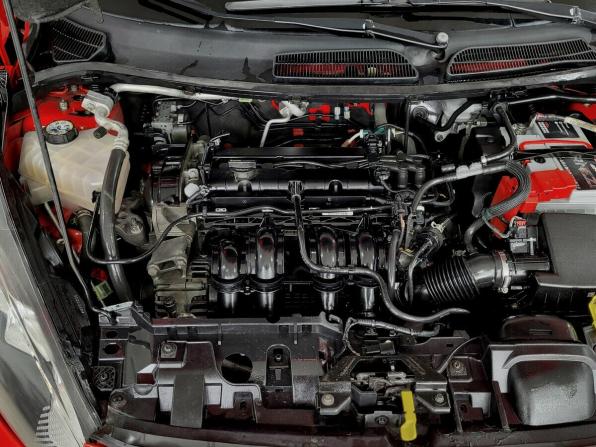 Ford Fiesta Mk6 Рестайлинг с пробегом 2016 года, цена 780 000 рублей, 131149 км, хэтчбек, Автокод Объявления