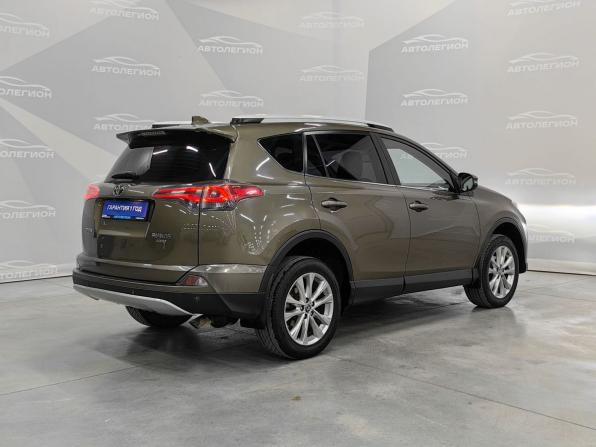Toyota RAV4 IV (XA40) Рестайлинг с пробегом 2017 года, цена 2 500 000 рублей, 194000 км, внедорожник, Автокод Объявления
