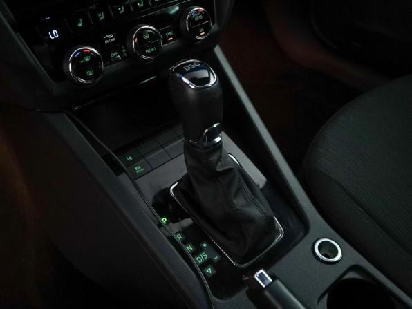 Skoda Octavia III (A7) Рестайлинг с пробегом 2020 года, цена 2 777 077 рублей, 53105 км, лифтбек, Автокод Объявления
