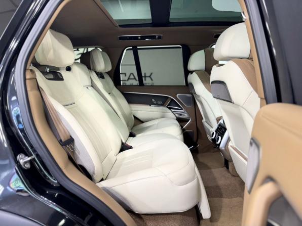 Land Rover Range Rover V с пробегом 2024 года, цена 31 800 000 рублей, 17452 км, внедорожник, Автокод Объявления