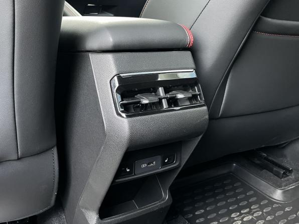 Geely Coolray I Рестайлинг с пробегом 2024 года, цена 2 297 000 рублей, 16238 км, внедорожник, Автокод Объявления