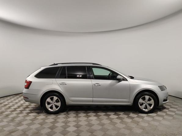 Skoda Octavia III (A7) Рестайлинг с пробегом 2017 года, цена 1 799 000 рублей, 173154 км, универсал, Автокод Объявления