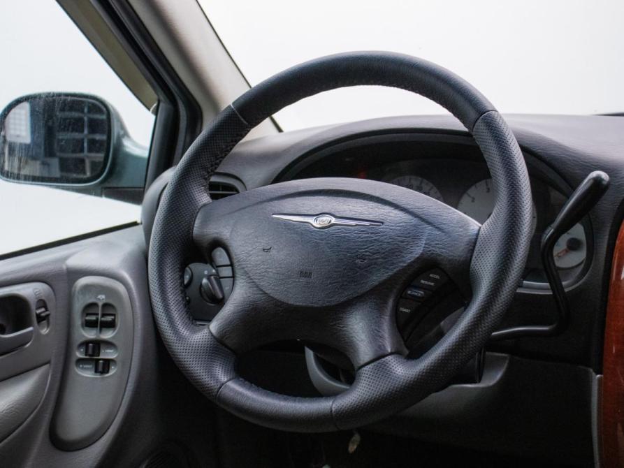 Chrysler Town &amp; Country IV Рестайлинг Москва  - изображение 16