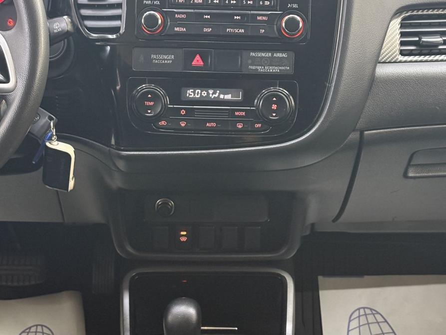 Mitsubishi Outlander III Рестайлинг 3 Ярославль  - изображение 28