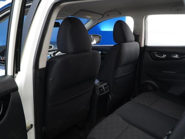 Nissan Qashqai II с пробегом 2016 года, цена 1 650 000 рублей, 92858 км, внедорожник, Автокод Объявления