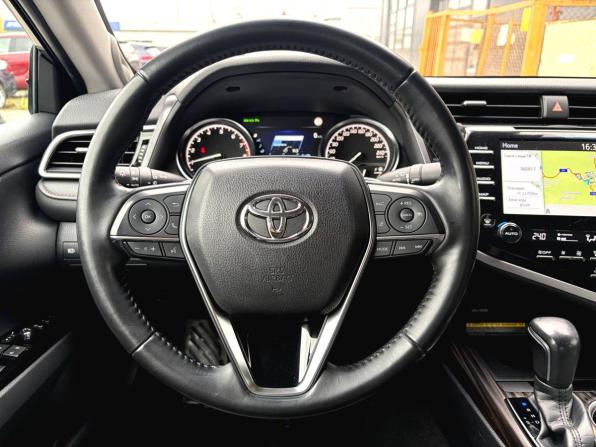 Toyota Camry VIII (XV70) с пробегом 2018 года, цена 2 750 000 рублей, 174002 км, седан, Автокод Объявления
