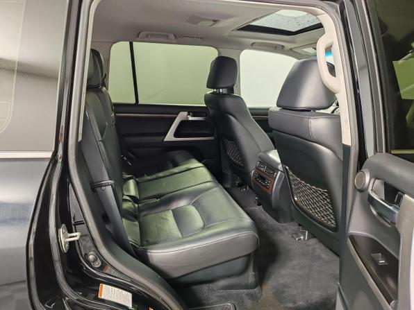 Toyota Land Cruiser 200 Series Рестайлинг 2 с пробегом 2016 года, цена 5 449 000 рублей, 203251 км, внедорожник, Автокод Объявления