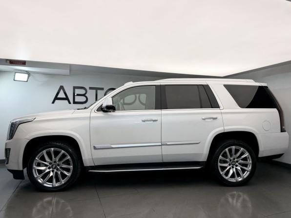 Cadillac Escalade IV с пробегом 2015 года, цена 3 849 000 рублей, 129000 км, внедорожник, Автокод Объявления