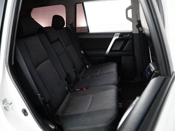 Toyota Land Cruiser Prado 150 Series Рестайлинг 2 с пробегом 2017 года, цена 3 455 050 рублей, 315399 км, внедорожник, Автокод Объявления