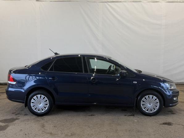 Volkswagen Polo V Рестайлинг с пробегом 2017 года, цена 1 050 000 рублей, 121182 км, седан, Автокод Объявления