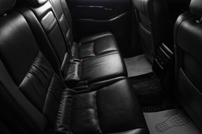 Toyota Land Cruiser Prado 120 Series Рестайлинг с пробегом 2008 года, цена 2 379 000 рублей, 285400 км, внедорожник, Автокод Объявления