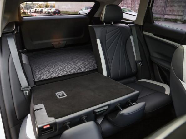 Geely Atlas II с пробегом 2023 года, цена 2 646 000 рублей, 44384 км, внедорожник, Автокод Объявления