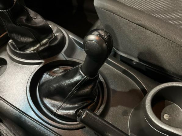 Chevrolet Niva I Рестайлинг с пробегом 2015 года, цена 670 000 рублей, 96024 км, внедорожник, Автокод Объявления