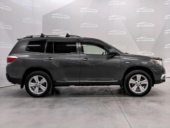 Toyota Highlander II (XU40) Рестайлинг с пробегом 2011 года, цена 2 125 000 рублей, 319030 км, внедорожник, Автокод Объявления
