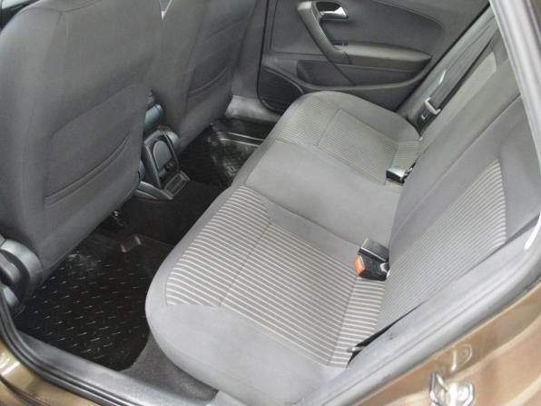 Volkswagen Polo V с пробегом 2015 года, цена 599 000 рублей, 230564 км, седан, Автокод Объявления
