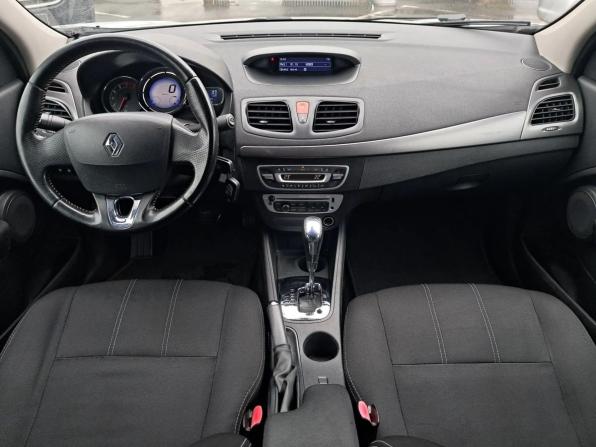Renault Fluence I Рестайлинг с пробегом 2014 года, цена 689 000 рублей, 148756 км, седан, Автокод Объявления