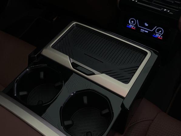 BMW 5 серии VIII (G60/G61/G68) с пробегом 2024 года, цена 6 500 000 рублей, 23060 км, седан, Автокод Объявления