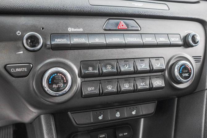 Kia Sportage IV Рестайлинг с пробегом 2021 года, цена 2 399 000 рублей, 88000 км, внедорожник, Автокод Объявления