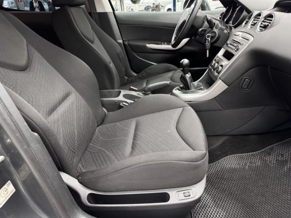 Peugeot 308 I Рестайлинг с пробегом 2012 года, цена 580 000 рублей, 199647 км, хэтчбек, Автокод Объявления