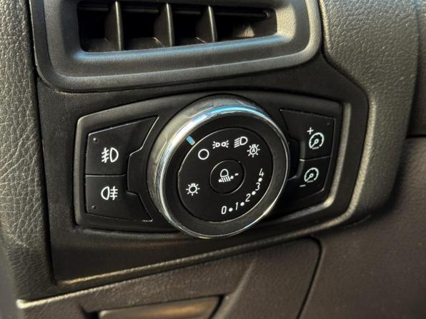 Ford Focus III с пробегом 2011 года, цена 899 000 рублей, 259306 км, седан, Автокод Объявления