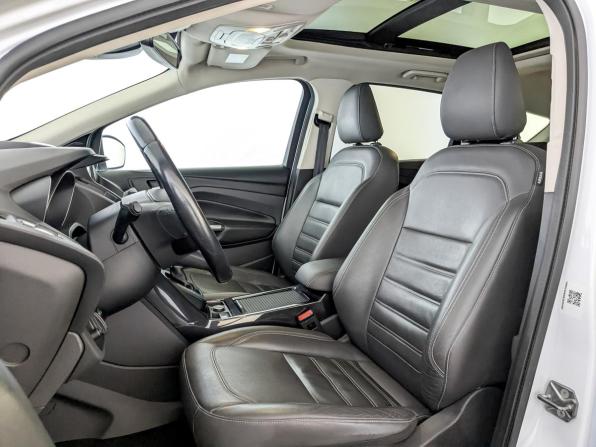 Ford Kuga II Рестайлинг с пробегом 2019 года, цена 1 890 000 рублей, 135073 км, внедорожник, Автокод Объявления