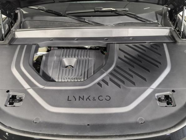 Lynk &amp; Co 900 с пробегом 2025 года, цена 8 199 000 рублей, 7837 км, внедорожник, Автокод Объявления
