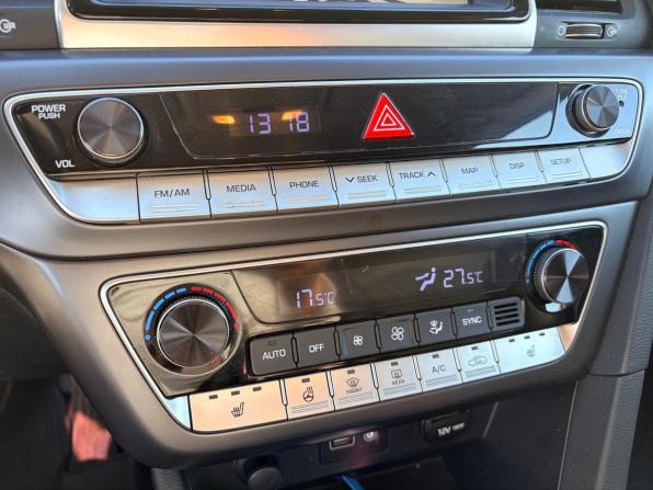 Hyundai Sonata VII (LF) Рестайлинг с пробегом 2019 года, цена 2 104 000 рублей, 73000 км, седан, Автокод Объявления