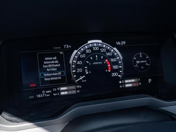Toyota Tundra III с пробегом 2023 года, цена 8 730 000 рублей, 18371 км, offers.body_type.unknown, Автокод Объявления