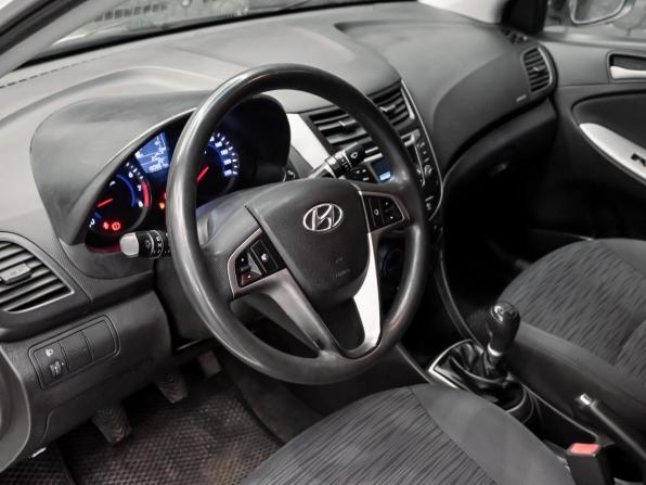 Hyundai Solaris I Рестайлинг с пробегом 2016 года, цена 830 000 рублей, 180859 км, седан, Автокод Объявления