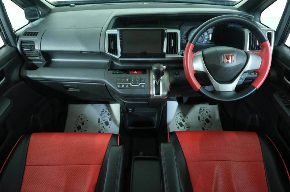 Honda Stepwgn IV Рестайлинг Омск  - изображение 13