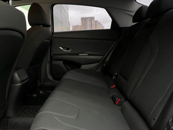 Hyundai Elantra VII (CN7) с пробегом 2022 года, цена 2 237 400 рублей, 30649 км, седан, Автокод Объявления
