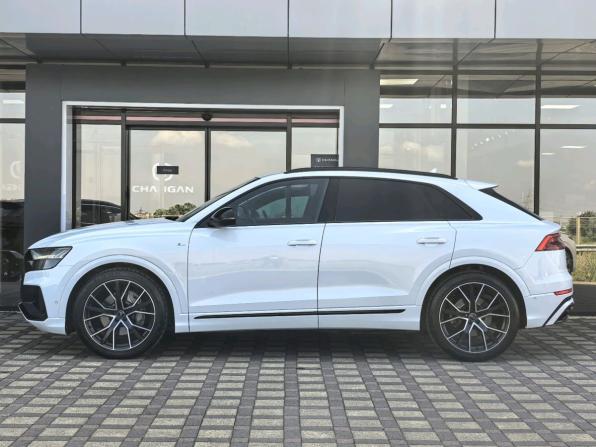 Audi Q8 I (4M) с пробегом 2018 года, цена 4 250 000 рублей, 153043 км, внедорожник, Автокод Объявления