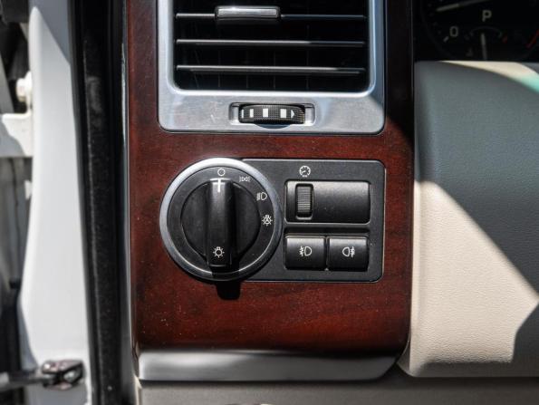 Land Rover Range Rover III Рестайлинг 2 с пробегом 2011 года, цена 1 965 000 рублей, 223035 км, внедорожник, Автокод Объявления