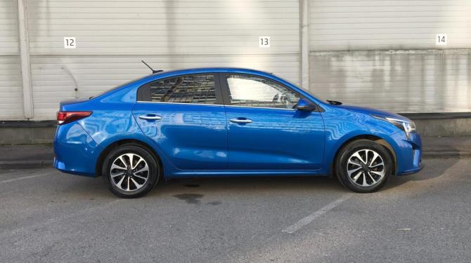 Kia Rio IV Рестайлинг с пробегом 2021 года, цена 1 269 000 рублей, 162436 км, седан, Автокод Объявления