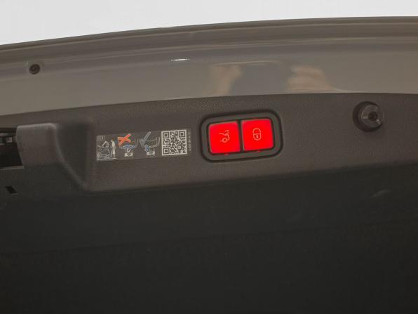 Mercedes-Benz E-Класс VI (W214 S214) с пробегом 2024 года, цена 10 599 000 рублей, 29716 км, седан, Автокод Объявления