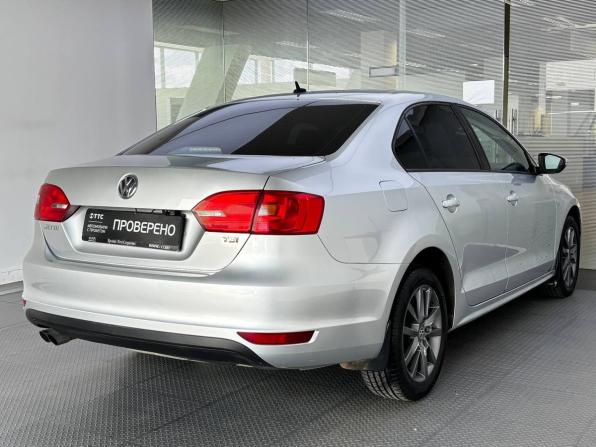 Volkswagen Jetta VI с пробегом 2013 года, цена 849 000 рублей, 261842 км, седан, Автокод Объявления