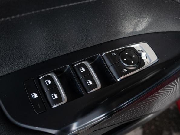 Kia K5 III с пробегом 2021 года, цена 2 330 000 рублей, 98992 км, седан, Автокод Объявления